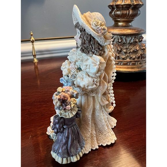 Boyds Bears The Dollstone Collection Emily with Katherine and Otis Figurine 1995 - Picture 3 of 9